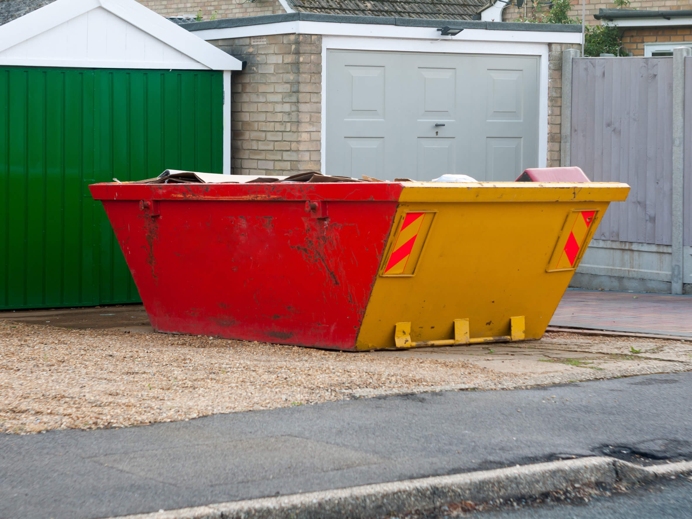 Saunders Skip Hire Swindon